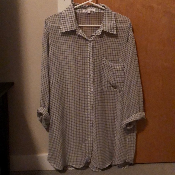 Women’s top - Picture 1 of 1